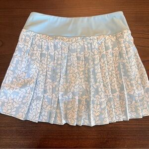 Sigrid Olsen Light Blue and White Leaf Pattern Mini Skort